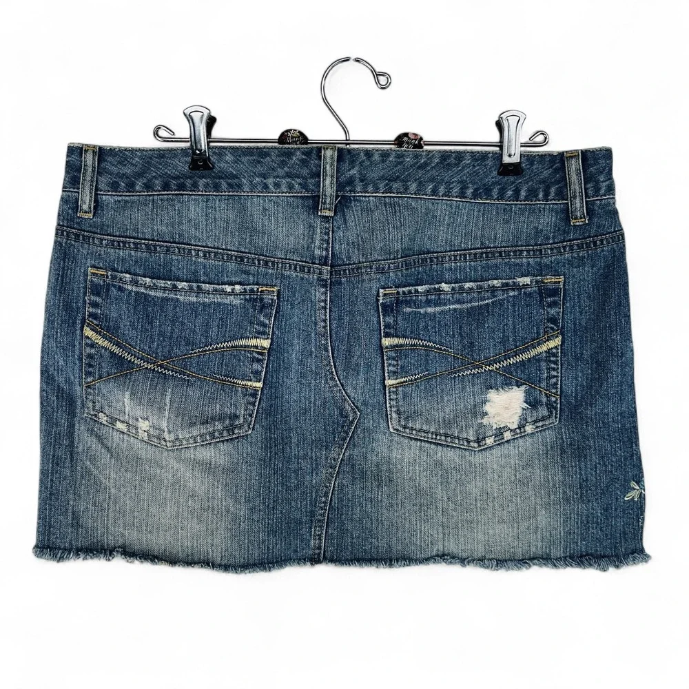 Aeropostale Distressed Cut-Off‎ Denim Mini Skirt Size 11/12 Y2K Blue Jean Flair